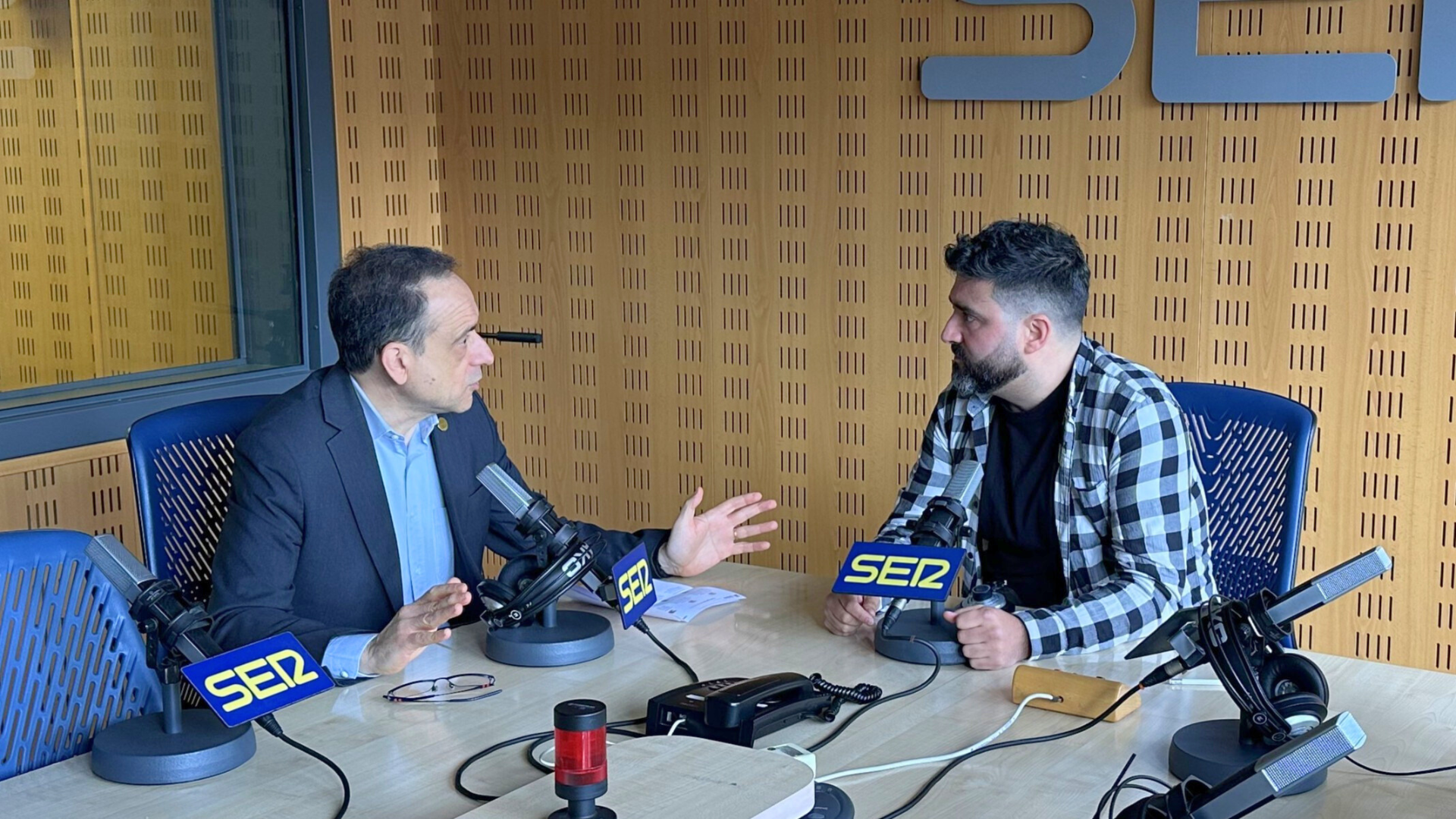 Los VIII Premios de la Industria en España, protagonistas en la Cadena SER a pocos días del cierre de candidaturas