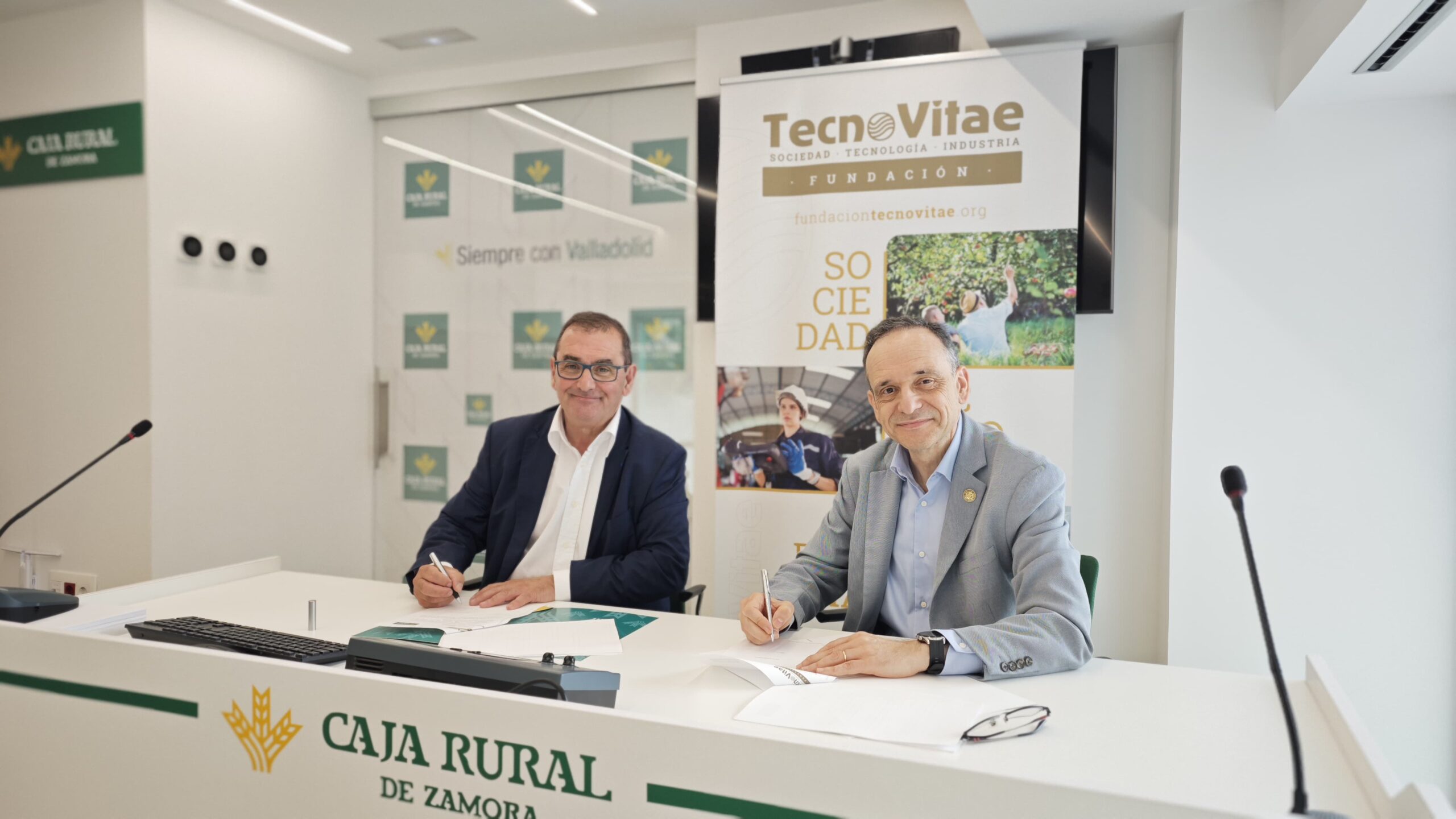 Caja Rural de Zamora renueva su apoyo a los Premios de la Industria en España por sexto año consecutivo
